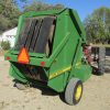 John Deere 410 Round Baler