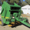 John Deere 410 Round Baler