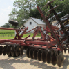 International 490 20.5ft Disc